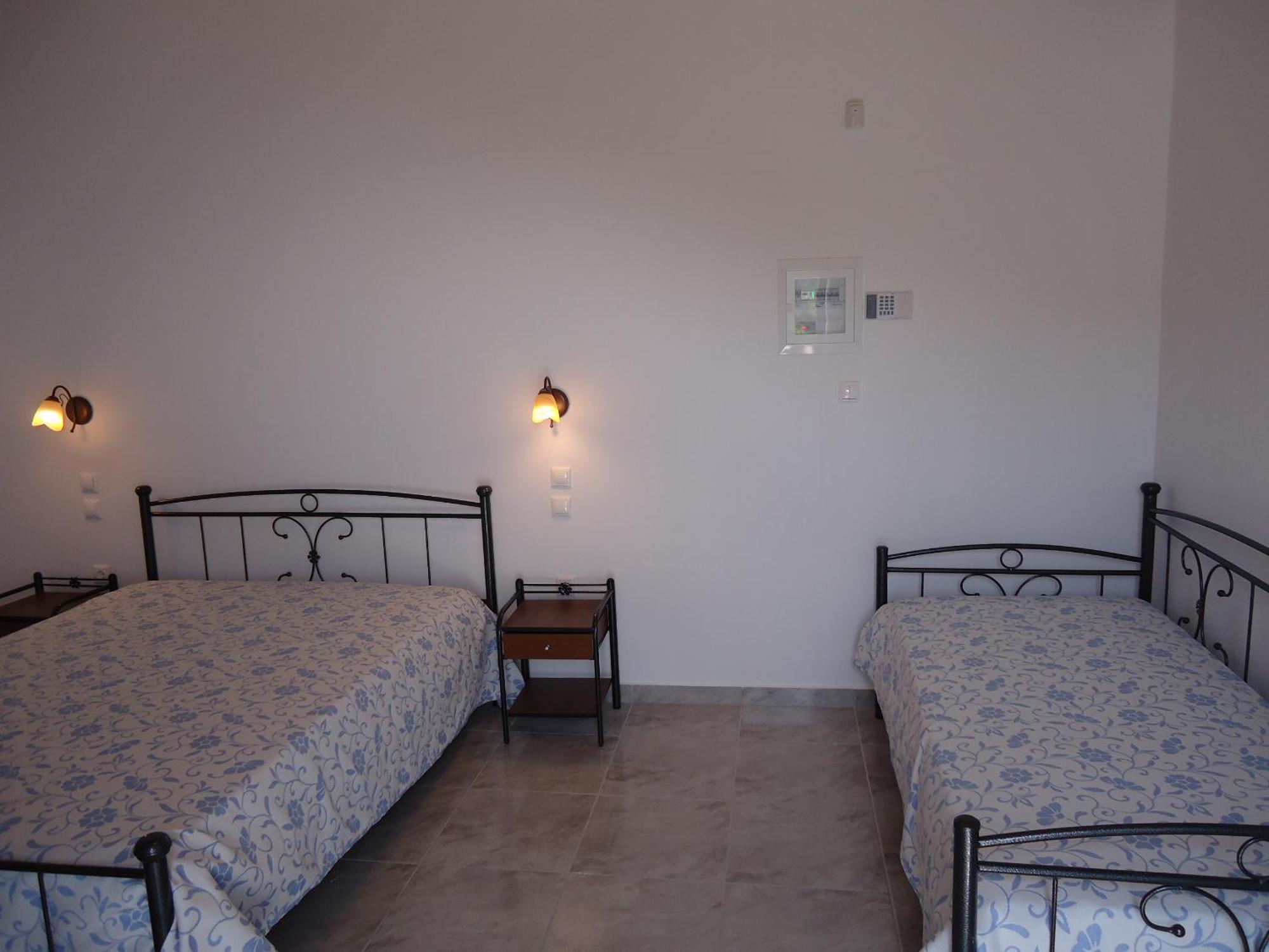Mikro Nisi & דירה אגיוס ניקולאוס