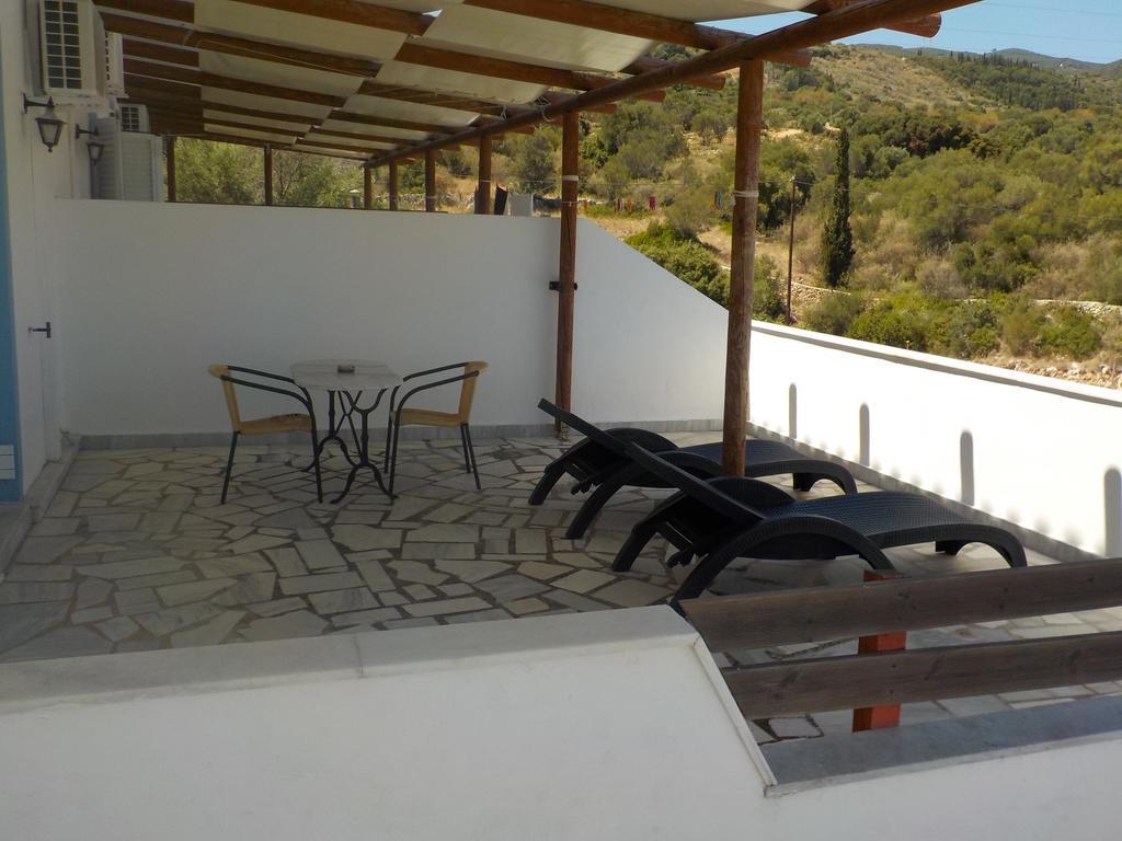 Mikro Nisi & Appartamento Agios Nikolaos (Zakynthos)