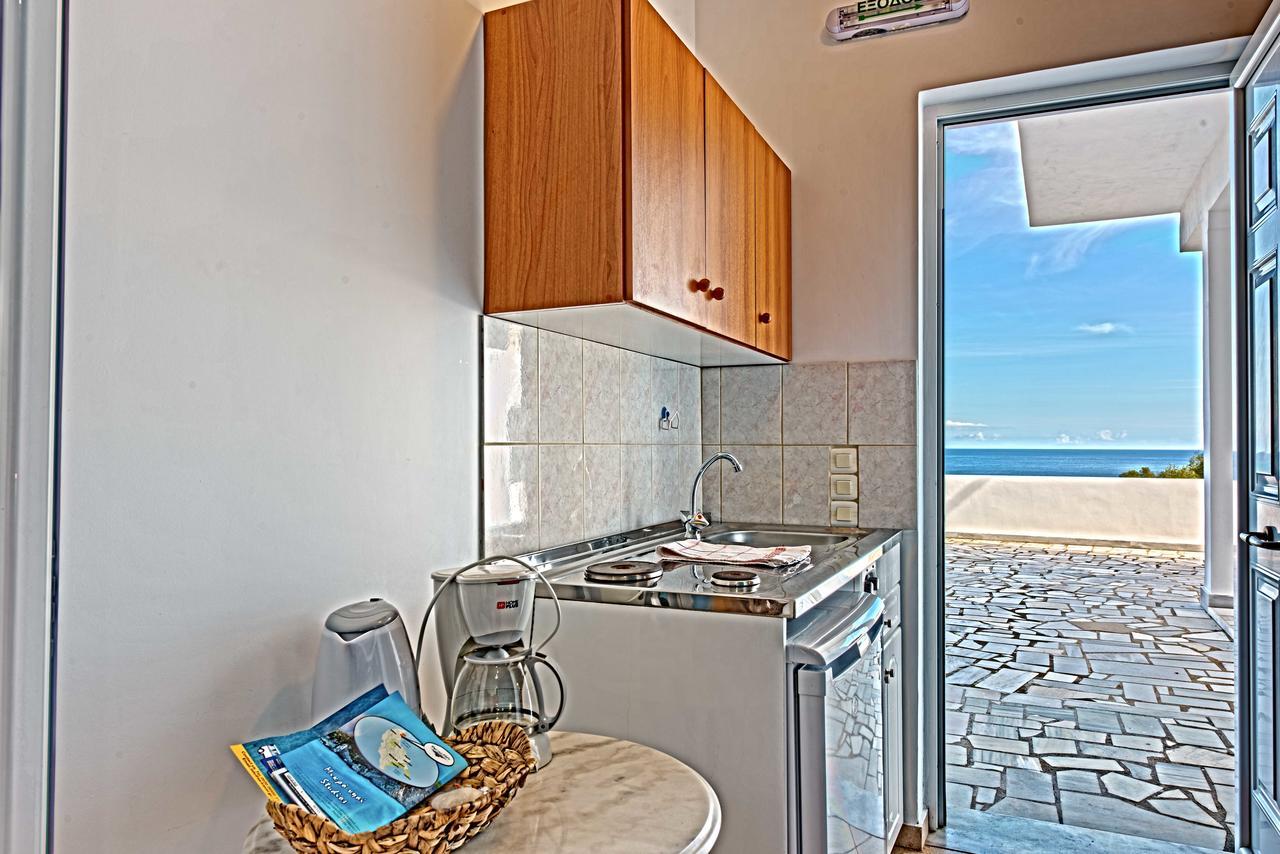 Mikro Nisi & Agios Nikolaos (Zakynthos)